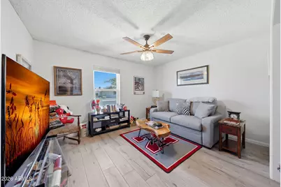 9714 W Brokenstone Drive, Sun City, AZ 85351 - Photo 4