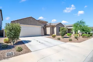 17605 W Medlock Dr, Litchfield Park, AZ 85340 - Photo 2