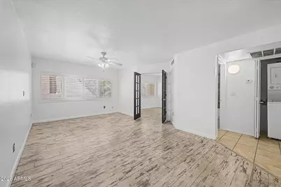 4330 N 5th Avenue #211, Phoenix, AZ 85013 - Photo 4