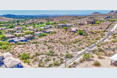 12642 N 18th Street #2, Phoenix, AZ 85022 - Photo 2