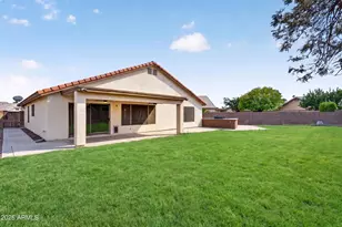 8756 W Lone Cactus Dr, Peoria, AZ 85382 - Photo 20
