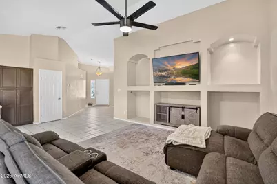 8756 W Lone Cactus Drive, Peoria, AZ 85382 - Photo 10