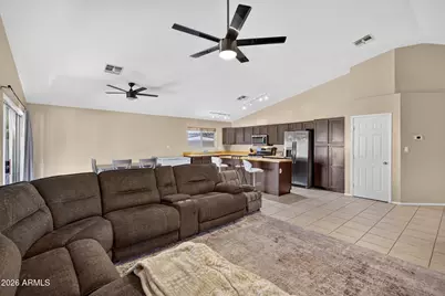 8756 W Lone Cactus Drive, Peoria, AZ 85382 - Photo 16
