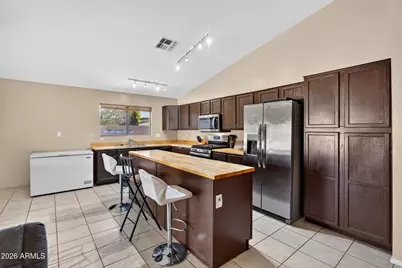 8756 W Lone Cactus Drive, Peoria, AZ 85382 - Photo 12