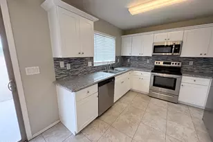 35382 N Happy Jack Dr, San Tan Valley, AZ 85144 - Photo 14