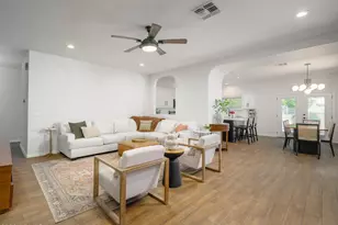 4112 E Tether Trail, Phoenix, AZ 85050 - Photo 4