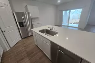25548 N 183rd Ln, Wittmann, AZ 85361 - Photo 2