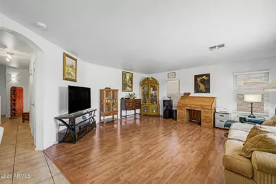 11618 W Palm Lane, Avondale, AZ 85392 - Photo 10