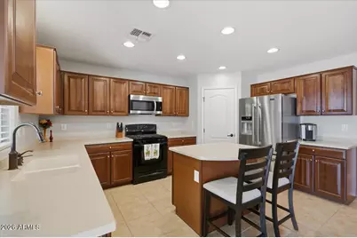 27057 N 176th Drive, Surprise, AZ 85387 - Photo 18