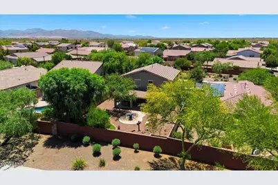 27057 N 176th Drive, Surprise, AZ 85387 - Photo 8