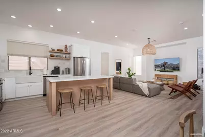 4707 E Robin Lane, Phoenix, AZ 85050 - Photo 2