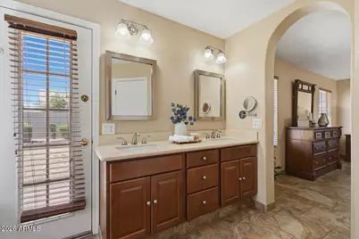 4346 W Misty Willow Lane, Glendale, AZ 85310 - Photo 34