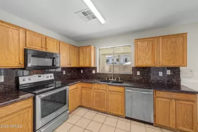 7309 W Crown King Road, Phoenix, AZ 85043 - Photo 10