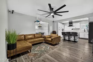 4329 E Hubbell St, Phoenix, AZ 85008 - Photo 8