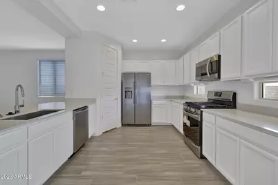 24534 N 166th Avenue, Surprise, AZ 85387 - Photo 8