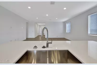 24534 N 166th Avenue, Surprise, AZ 85387 - Photo 10