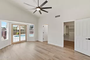 5729 E Gelding Dr, Scottsdale, AZ 85254 - Photo 10