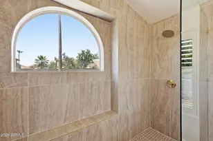 5729 E Gelding Dr, Scottsdale, AZ 85254 - Photo 12