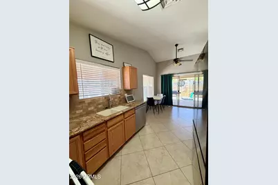 1632 S Stetson Court, Apache Junction, AZ 85119 - Photo 10