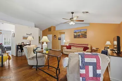 934 W Mesquite Avenue, Apache Junction, AZ 85120 - Photo 10