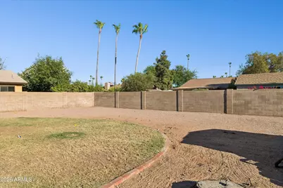 4921 E Winchcomb Drive, Scottsdale, AZ 85254 - Photo 26