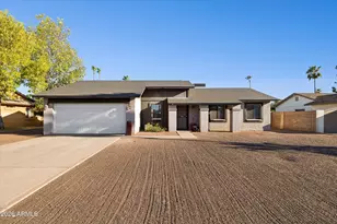 4921 E Winchcomb Dr, Scottsdale, AZ 85254 - Photo 1