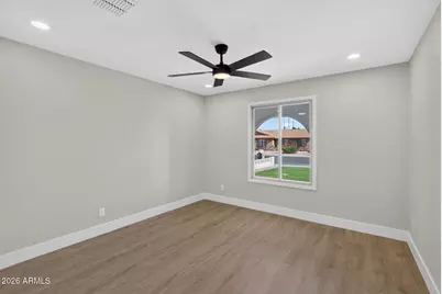 2046 E Harvard Drive, Tempe, AZ 85283 - Photo 18