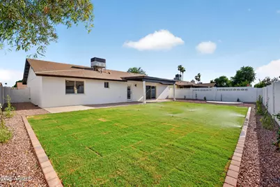 2046 E Harvard Drive, Tempe, AZ 85283 - Photo 24