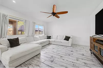 4981 S 237th Drive, Buckeye, AZ 85326 - Photo 8
