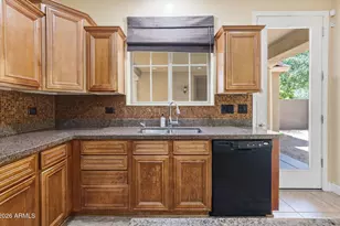 15372 W Dahlia Dr, Surprise, AZ 85379 - Photo 20