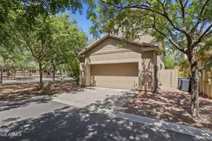 15372 W Dahlia Dr, Surprise, AZ 85379 - Photo 8