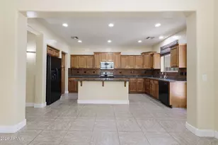 15372 W Dahlia Dr, Surprise, AZ 85379 - Photo 2