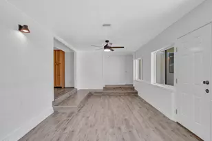 10530 W Calle del Sol, Phoenix, AZ 85037 - Photo 14
