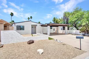 10530 W Calle del Sol, Phoenix, AZ 85037 - Photo 2