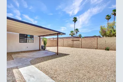 10530 W Calle Del Sol --, Phoenix, AZ 85037 - Photo 36