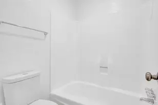 10530 W Calle del Sol, Phoenix, AZ 85037 - Photo 32