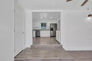 10530 W Calle del Sol, Phoenix, AZ 85037 - Photo 18
