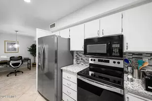13041 N 99th Dr, Sun City, AZ 85351 - Photo 6