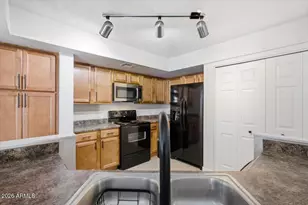 1331 W Baseline Rd, Mesa, AZ 85202 - Photo 12
