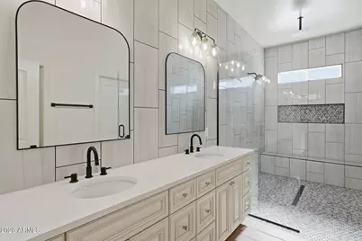812 E Desert Drive S #96, Phoenix, AZ 85042 - Photo 2