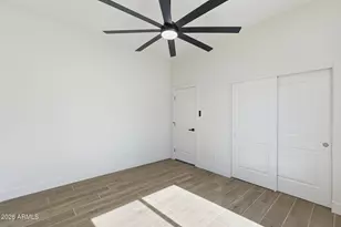 812 E Desert Dr S, Phoenix, AZ 85042 - Photo 30