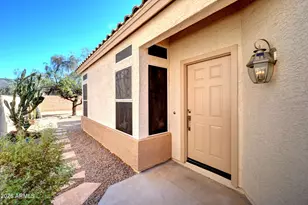 4329 E South Fork Dr, Phoenix, AZ 85044 - Photo 2