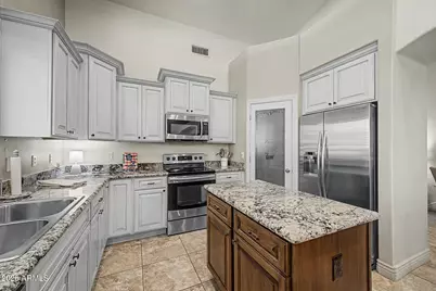 18415 N 13th Place, Phoenix, AZ 85022 - Photo 12