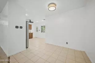 3915 W Berridge Ln, Phoenix, AZ 85019 - Photo 8