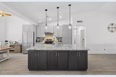 907 N Mountain Road, Mesa, AZ 85207 - Photo 2