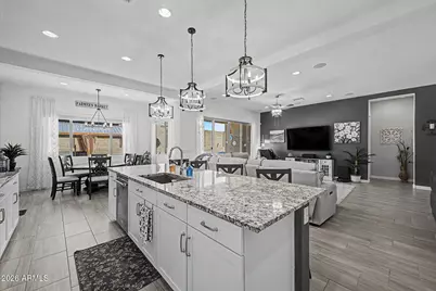18904 W Laurel Lane, Surprise, AZ 85388 - Photo 10