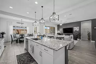 18904 W Laurel Ln, Surprise, AZ 85388 - Photo 10