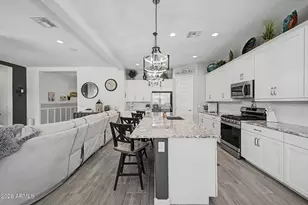 18904 W Laurel Ln, Surprise, AZ 85388 - Photo 12