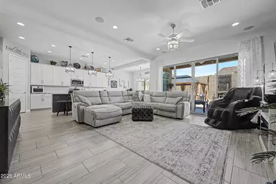 18904 W Laurel Lane, Surprise, AZ 85388 - Photo 6