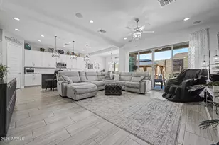 18904 W Laurel Ln, Surprise, AZ 85388 - Photo 6